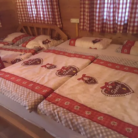 Steinwandhuette Деревянный коттедж Штуммерберг