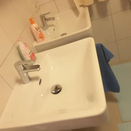 بيت خشبي Steinwandhuette